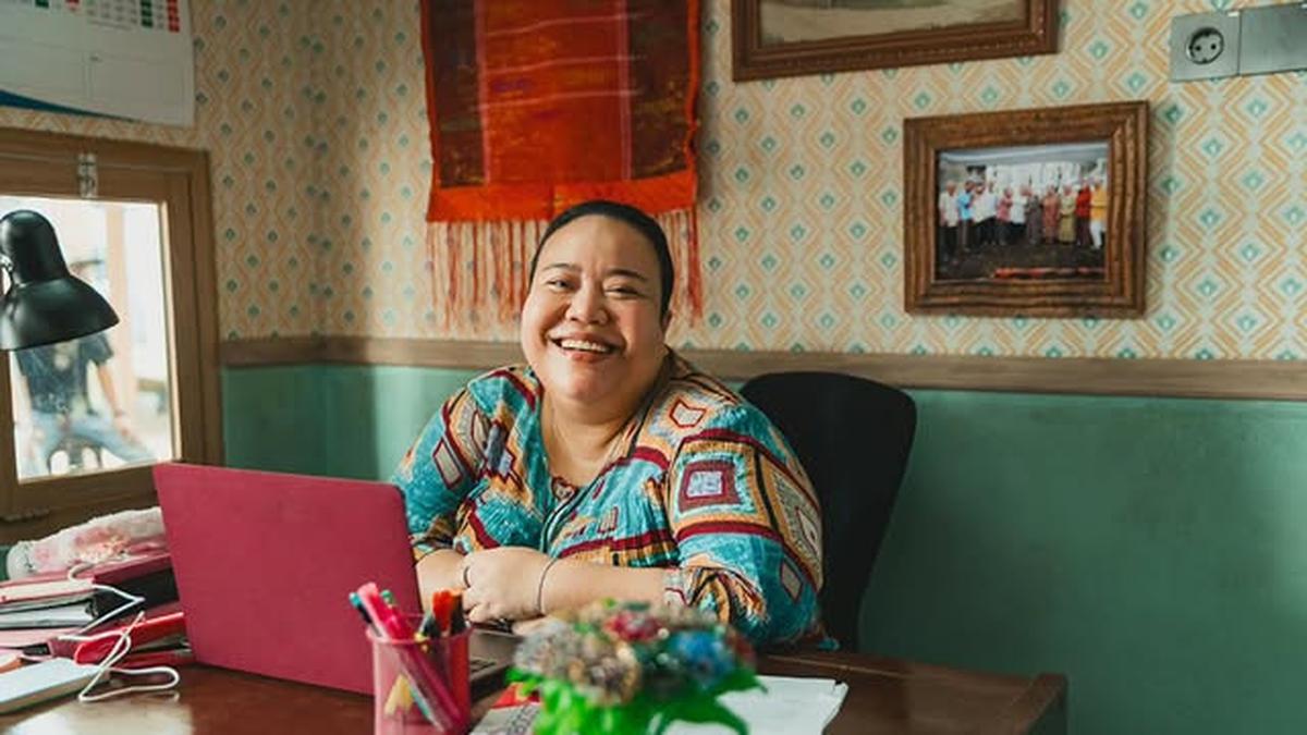 Profil Gita Bhebhita: Komika Berbakat yang Mencuri Perhatian di Layar Lebar