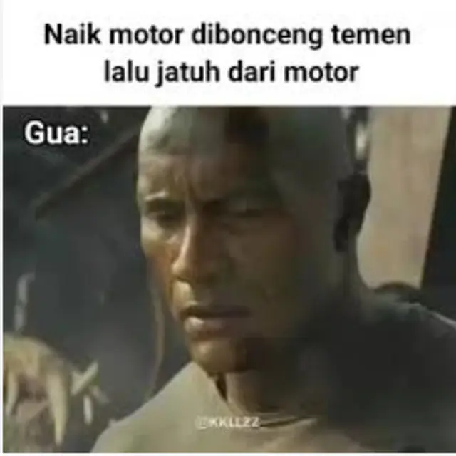 6 Meme Jatuh dari Motor Ini Kocak, Tetap Tersenyum Meski Menahan Sakit