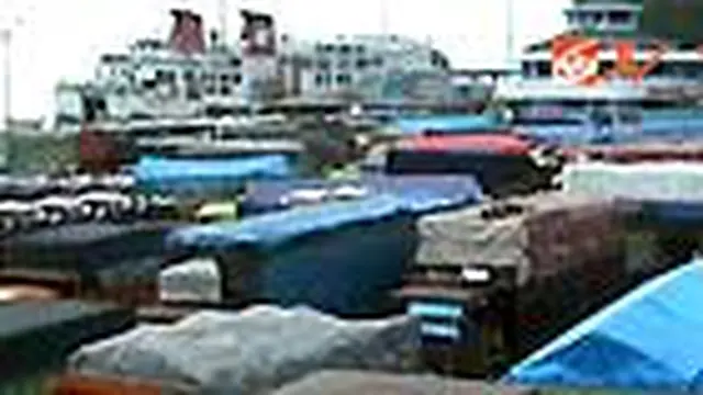 Menembus Kemacetan Merak
