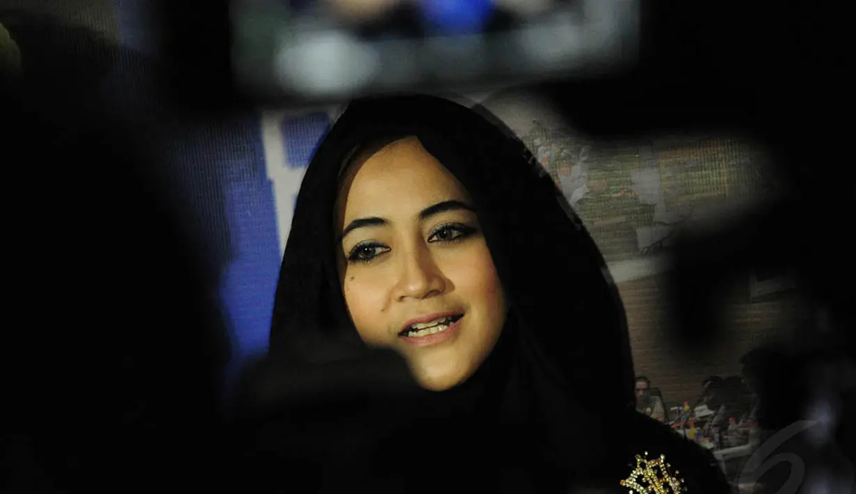 Istri alm. Ustadz Jefri Al Buchori (Uje) ini mengaku sudah memaafkan pelaku dan menasihati jangan lupa salat lima waktu. (Liputan6.com/Faizal Fanani)