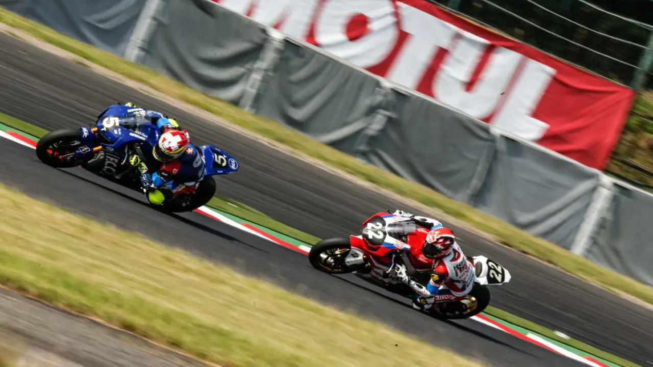 Dimas Ekky saat tampil di Sirkuit Suzuka, Jepang