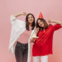 Ilustrasi pesta bahagia/copyright freepik.com/Lookstudio