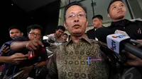 Panitera MK, Kasianur Sidauruk diperiksa KPK sebagai saksi untuk tersangka Raja Bonaran Situmeang, Jakarta, Senin (15/12/2014). (Liputan6.com/Miftahul Hayat)