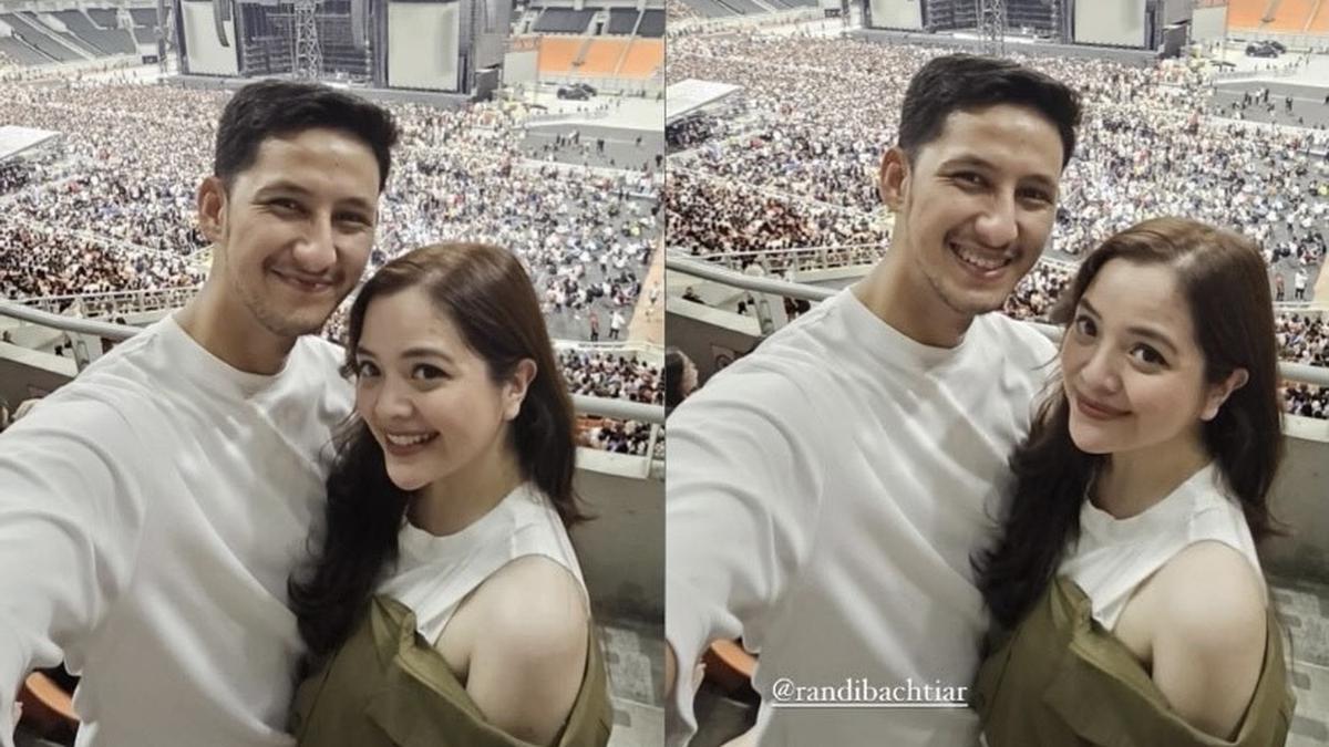 9 Gaya Pasangan Artis Saat Nonton Konser Bruno Mars di JIS, dari Tasya Kamila hingga Chelsea Islan Berita Viral Hari Ini Kamis 19 September 2024