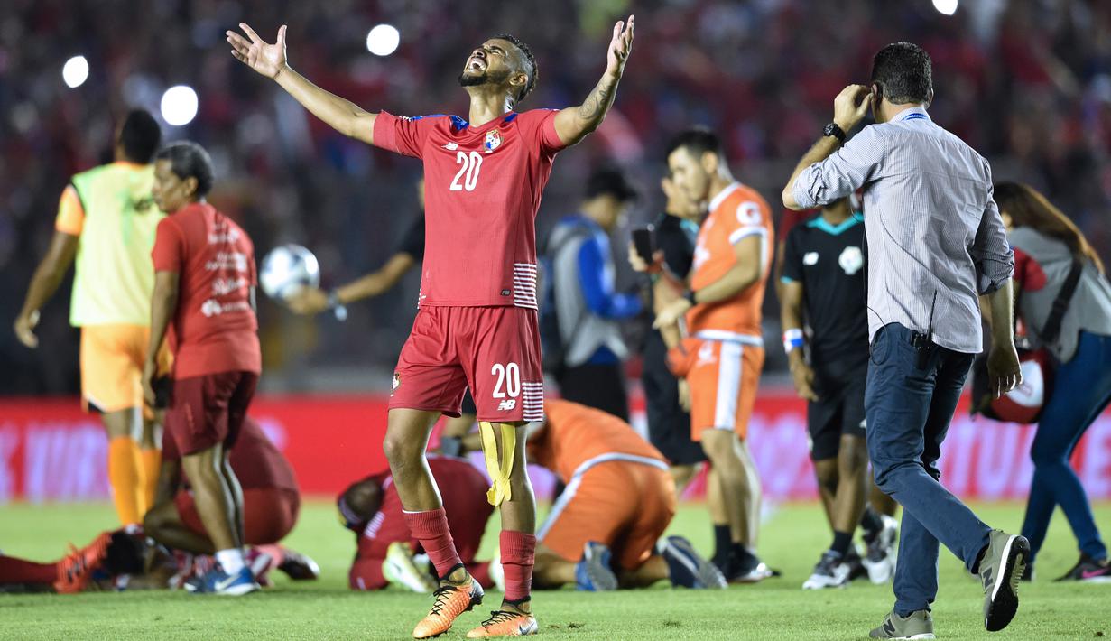 Panama lolos ke putaran final Piala Dunia setelah menang atas Kosta Rika pada laga terakhir. Kemenangan ini membuat poin Panama menjadi 13 atau unggul selisih gol dari Honduras. (AFP/Rodrigo Arangua)