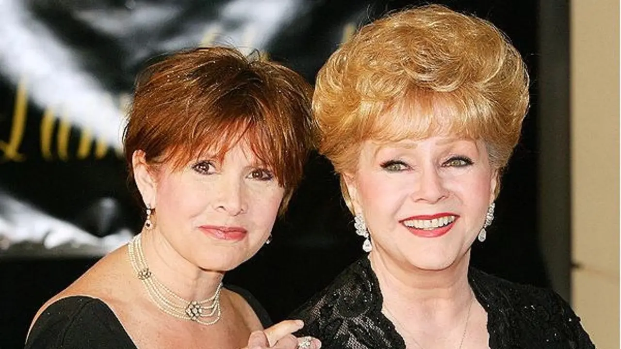 Carrie Fisher dan Debbie Reynolds 