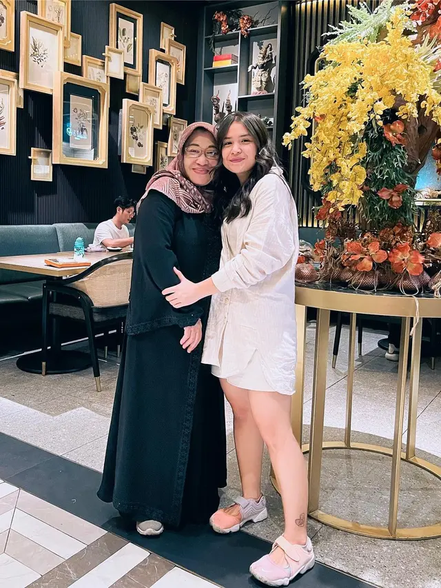 7 Momen Ulang Tahun Putri Titian Ke-31, Disebut Awet Muda Bak ABG