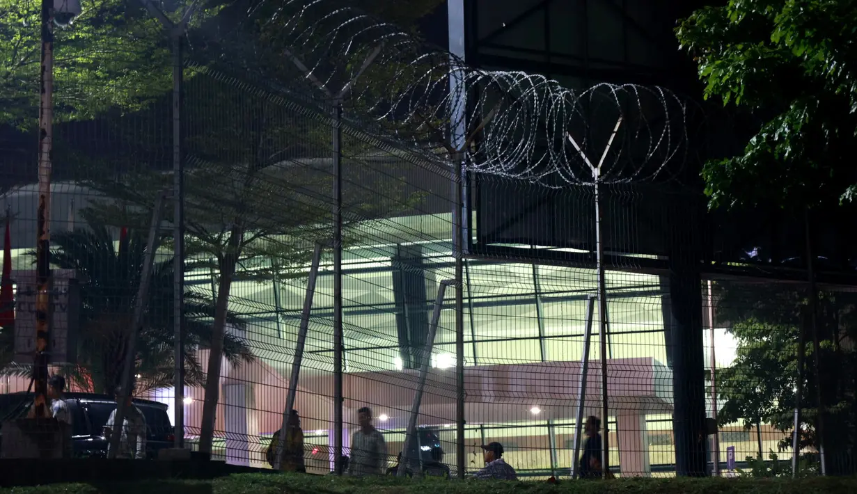 Suasana jelang kedatangan Timnas Argentina di gedung VVIP Bandara Soekarno Hatta, Tangerang, Jumat (16/6/2023) malam. (Bola.com/M Iqbal Ichsan)