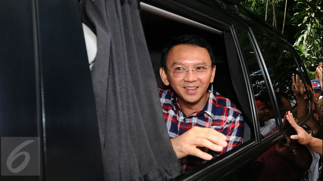 Usai Temui Megawati, Ahok Sambangi Pendukungnya di Kebagusan-Jakarta- Helmi Fithriansyah-20170215-