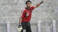 Kiper Persepam MU yang memilih pindah ke Persatu Tuban, Dwi Kuswanto (Bola.com/Robby Firly)
