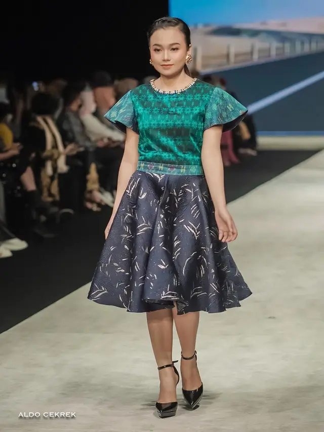 8 Potret Alumni D'Academy Jadi Model di Indonesia Fashion Week 2022, Memukau