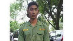 Karier Arya Saloka boleh dibilang penuh perjuangan. Arya Saloka memiliki karier yang tak mulus karena harus memulai dari bawah. Ya, Arya pernah jadi pemain figuran. Ia berujar bahwa gajinya saat jadi pemeran figuran hanya 75 ribu saja. (Liputan6.com/IG/bundanya_dammey)