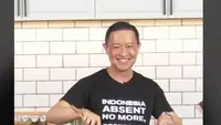 Penuhi Permintaan Menggoreng Kerupuk, Warganet Masih Penasaran dengan Satu Keahlian Tom Lembong Lainnya.&nbsp; foto; TikTok @pasteinfo