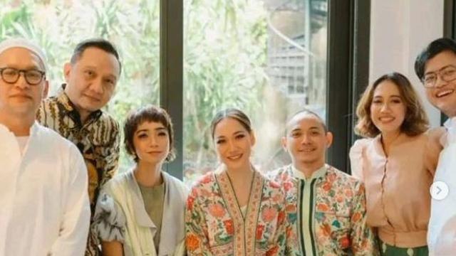 Publik Dihebohkan Kabar Bunga Citra Lestari Alias BCL Menikah Lagi. Tiko Aryawardhana, Duda Tiga Orang Anak Teman Lama BCL, Akan Mempersunting Janda Ashraf Sinclair di Bali  (IG/bcl_tiko)