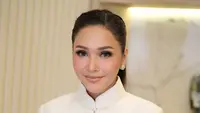 10 Potret Open House di Rumah Maia Estianty, Banyak Makanan Mewah dan Nuansa Elegan