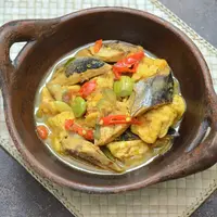 Sayur pindang/copyright shutterstock/NilaSito