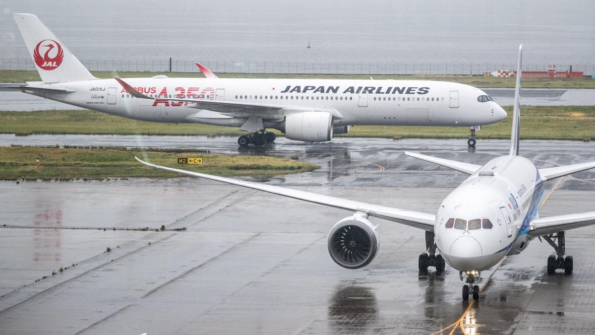 Japan Airlines Ditegur Lagi Usai Pramugarinya Ketahuan Mabuk Saat Akan Bertugas