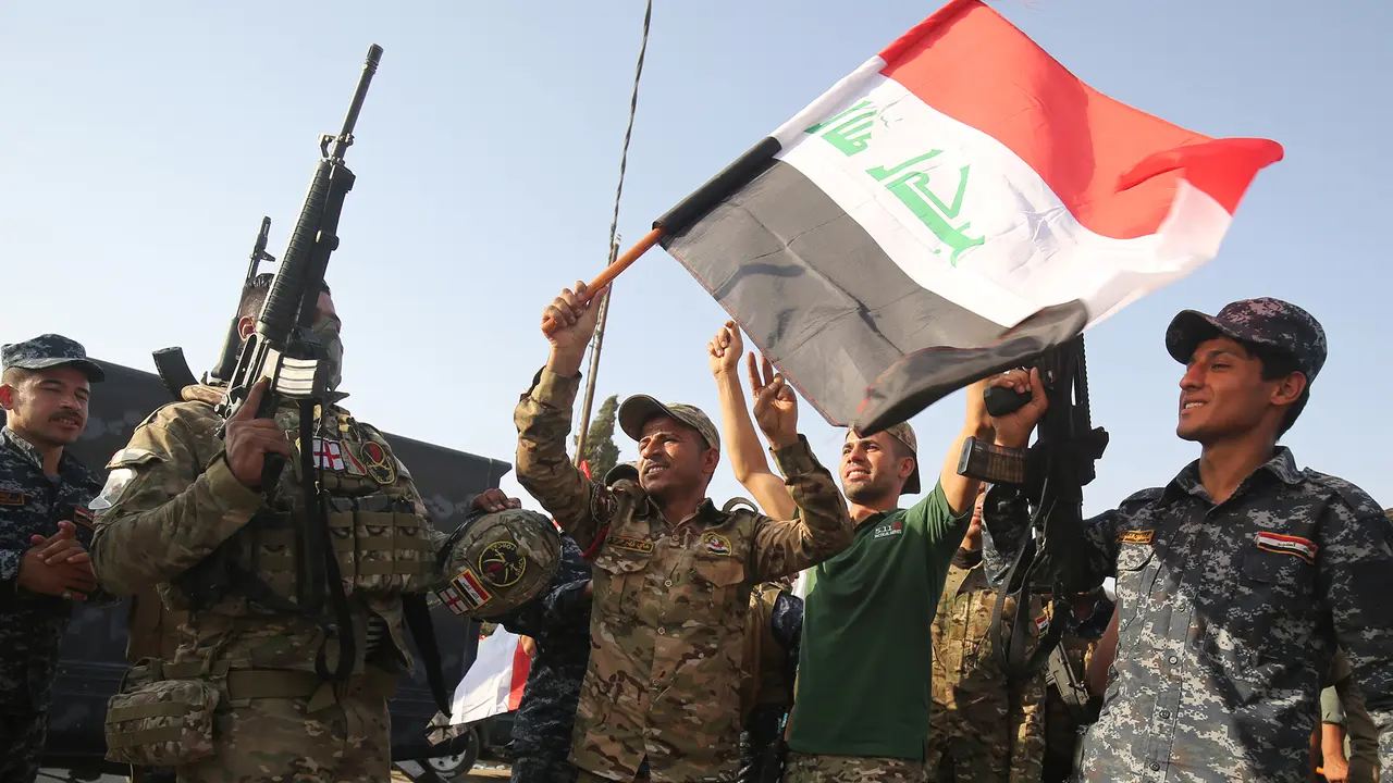 Tentara Irak Rayakan Kemenangan di Mosul