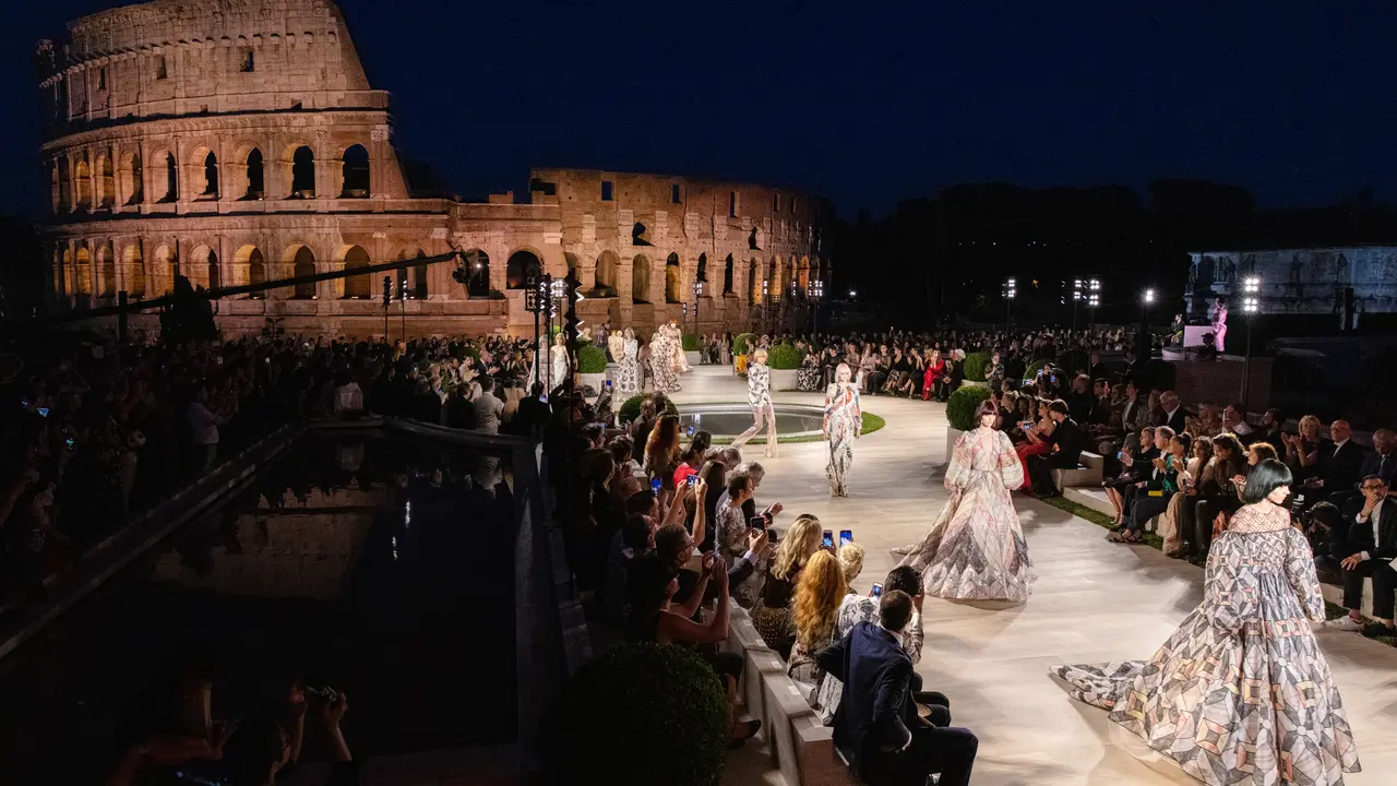 Roma Menjadi Tema Utama dari Koleksi Fendi Couture 2019-2020
