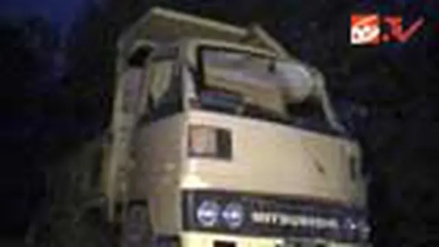 Truk Terguling, Satu Tewas