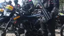 Diketahui, Operasi Lilin 2023 dan Tahun Baru 2024 ini mengerahkan sejumlah 129.923 personil gabungan TNI dan Polri di Nataru. (merdeka.com/Arie Basuki)