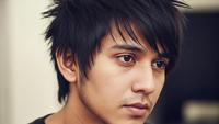 7 Model Rambut Emo Pria Pendek yang Bikin Tampil Lebih Keren dan Maskulin