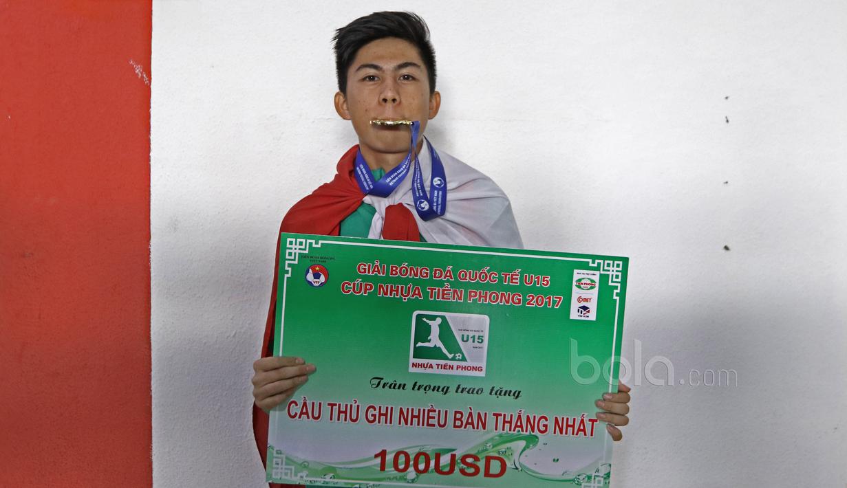 FOTO: Timnas Indonesia U-16 dan Trofi Juara dari Vietnam ...