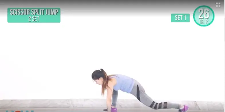 Scissor Split Jump | Sumber Foto: vidio.com/dheedheena