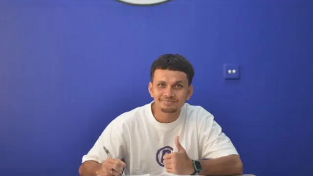 Hamra Hehanussa, Persib Bandung