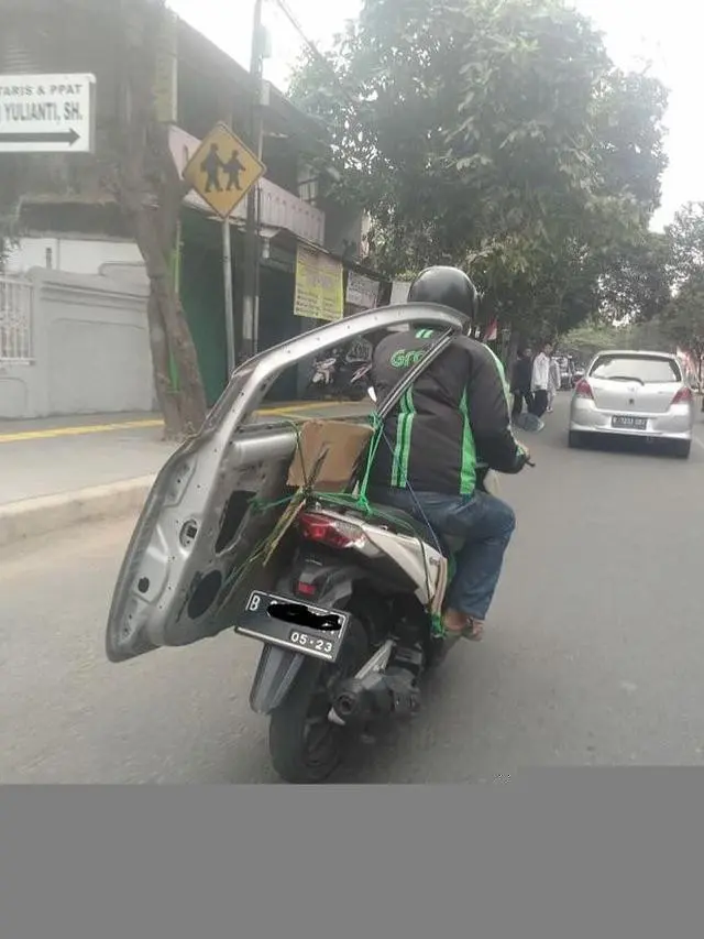 Kumpulan Potret Driver Ojol dapat Pesanan dari Konsumen Tak Berakhlak