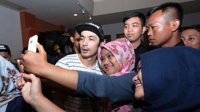 Tanggungjawab Abimana Aryasatya Atas Suksesnya Warkop DKI 