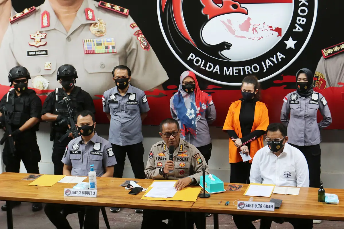 FOTO: Rilis Kasus Narkotika Reza Artamevia