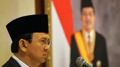 Mantan Bupati Belitung Timur itu pun menyampaikan permintaan maaf. Meski Pemprov DKI selama ini sudah berusaha cukup keras, memang diakuinya belum mampu menyelesaikan masalah banjir di ibukota