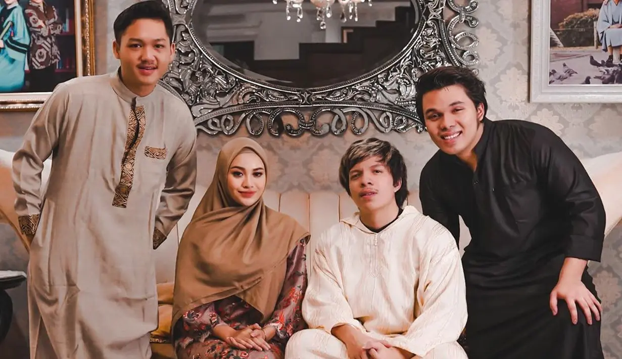 Aurel Hermansyah dan Atta Halilintar (Instagram/aurelie.hermansyah)