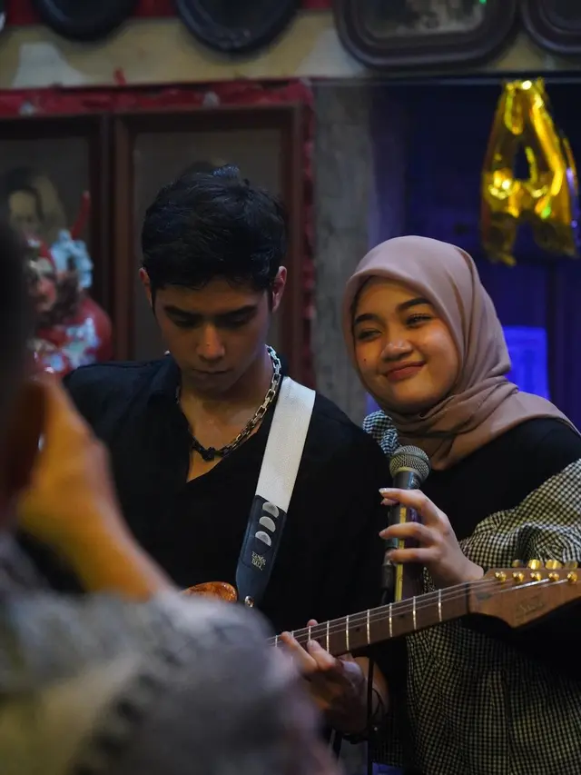 7 Momen Pesta Ulang Tahun Al Ghazali, Potretnya Bersama Teman Masa Kecil Jadi Sorotan