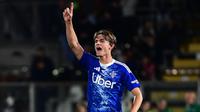 Nico Paz sempat menunjukkan potensi besar sebelum pindah ke Como. Real Madrid bisa membawanya kembali dengan harga sekitar 10,6 juta euro. Nilai tersebut tergolong murah dibanding potensi dan minat klub lain.