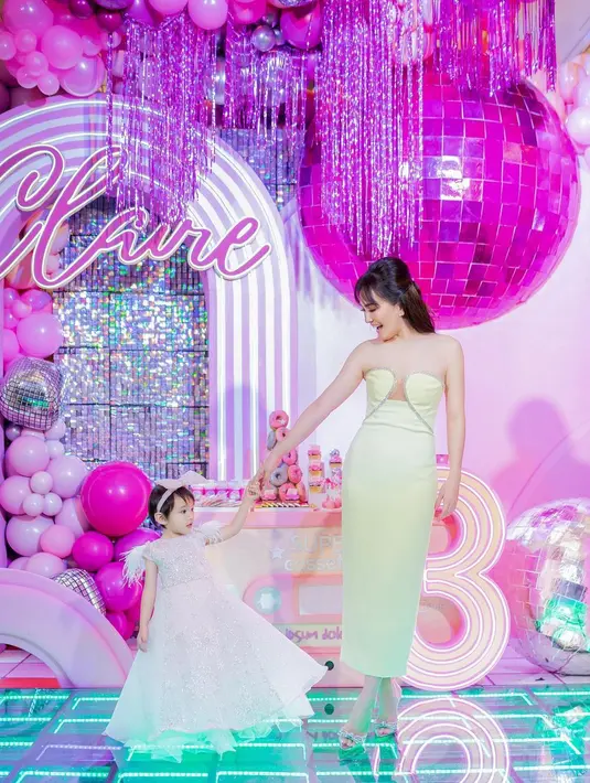 [Instagram/shandyaulia]