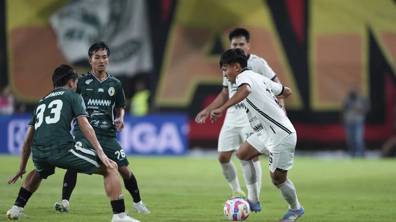 Zahaby Gholy - PSS Sleman Vs Persija Jakarta di BRI Liga 1 2024/2025