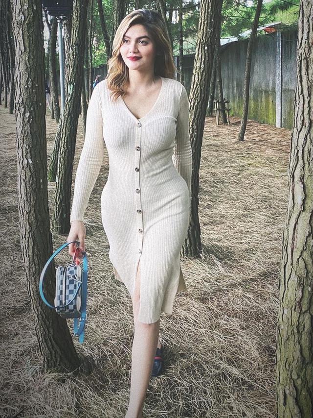 Lama Tak Terdengar Kabarnya, Ini 6 Potret Terbaru Hilda Vitria Mantan Billy Syahputra