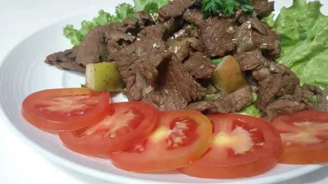 Resep Makanan Sehat Beef Sukiyaki untuk Kontrol Lemak dan Garam