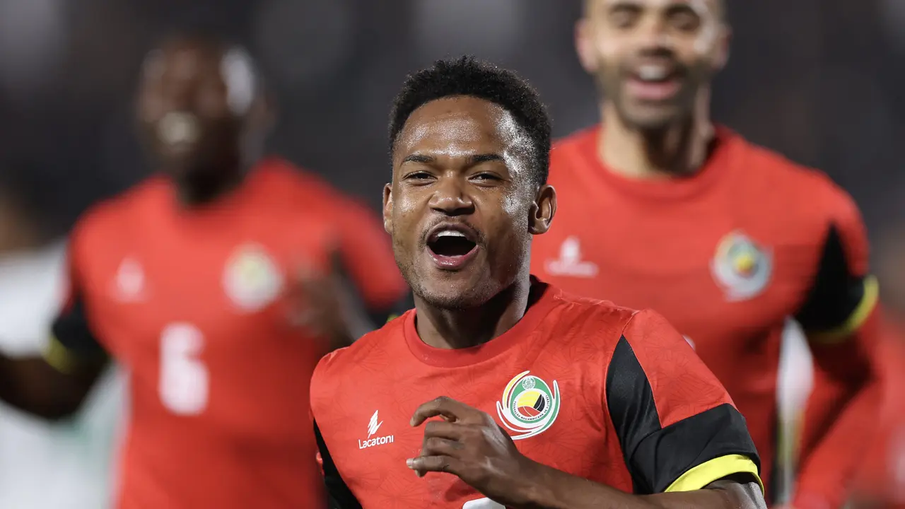 Aksi Geny Catamo bersama Timnas Mozambique