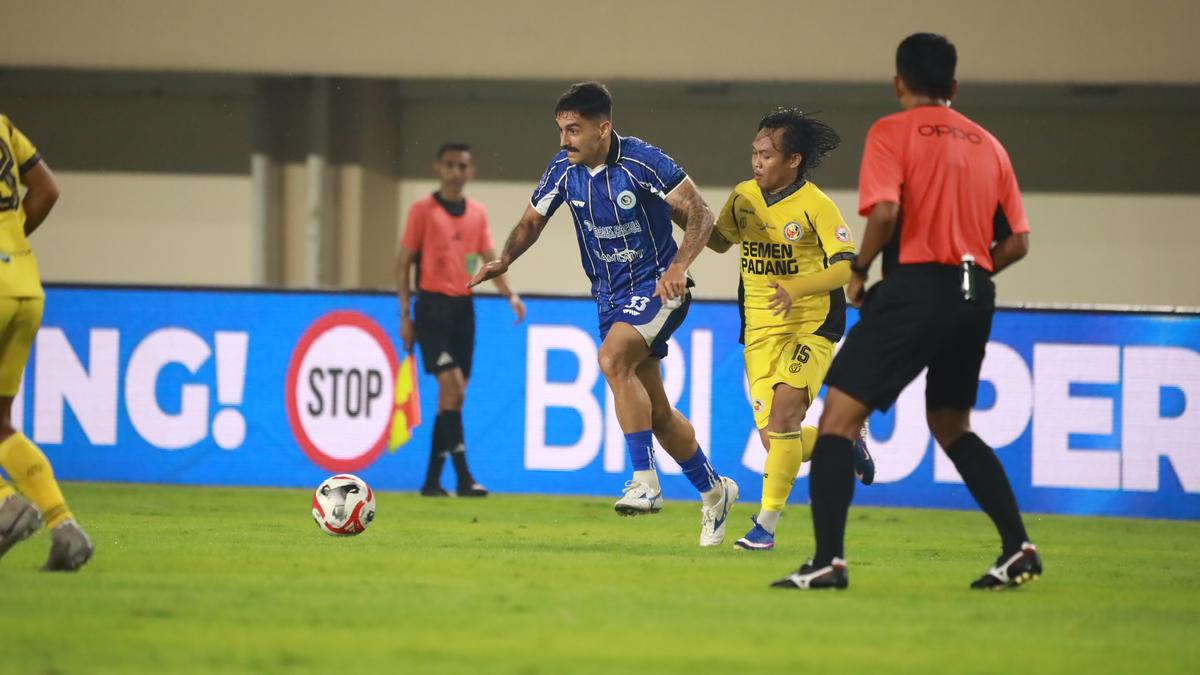 BRI Super League: PSBS Takluk dari Semen Padang, Marian Mihail Sebut Lawan Punya Mentalitas Lebih Baik