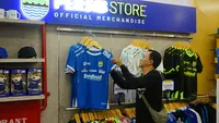 Persib Store kembali membuka gerai baru. Kali dibuka di Lantai 2 Griya Plaza Sumedang, Jalan Mayor Abdurahman No. 163, Kabupaten Sumedang,