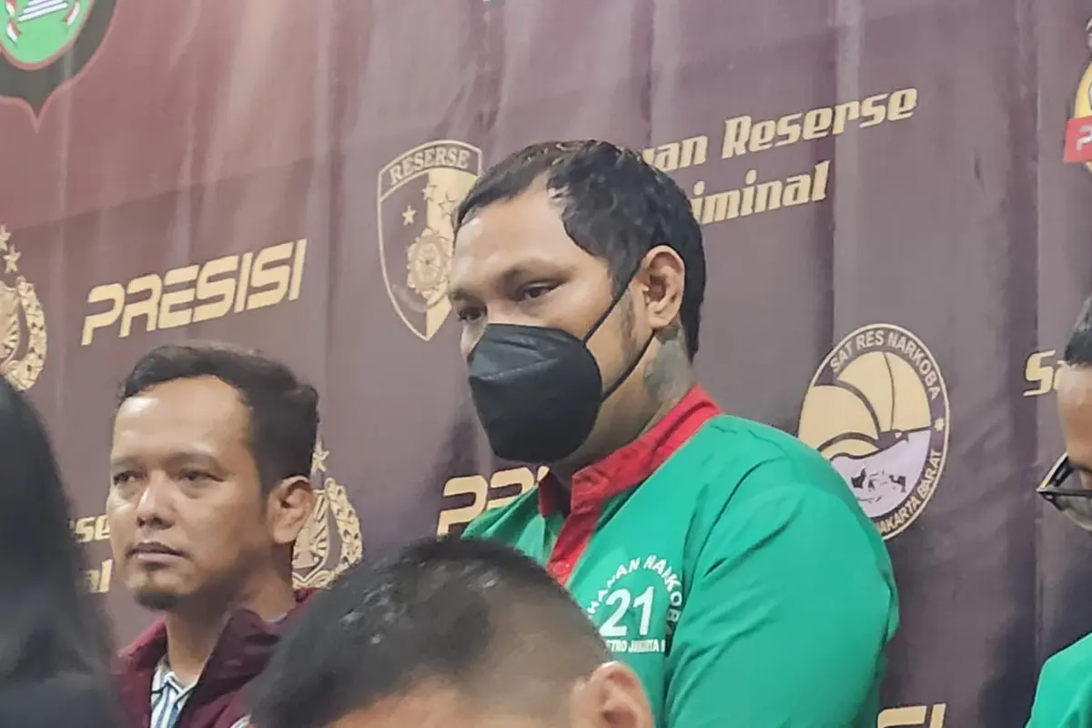 Musisi Muhammad Virgoun Putra Tambunan atau yang akrab disapa Virgoun meminta maaf kepada semua pihak karena telah menggunakan narkoba. (Merdeka).