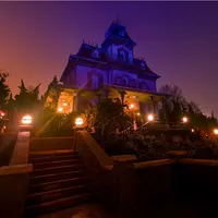 Menyedihkan, karyawan ini meninggal saat berada di rumah hantu.