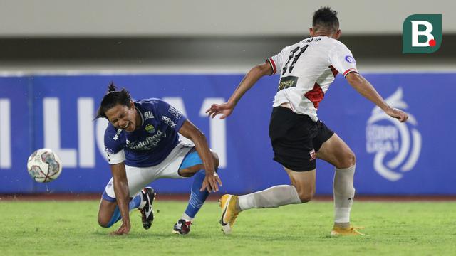 Foto: Jatuh Bangun Persib Bandung Pertahankan Keunggulan dari Madura United di Pekan ke-15 BRI Liga 1