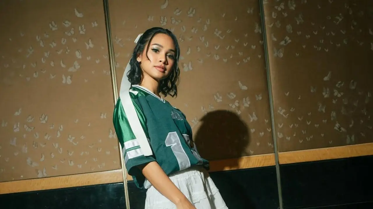 Gaya Linen Anti Membosankan ala Andien Aisyah (Instagram/@andien)