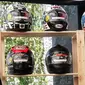 Ragam helm Arai untuk motor dan mobil. (Septian/Liputan6.com)