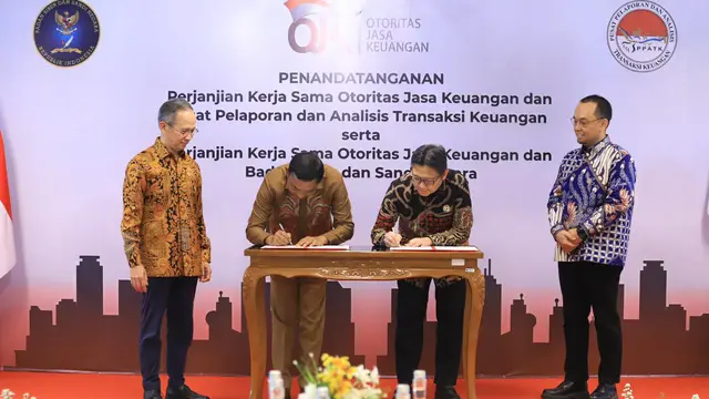 Penandatanganan Perjanjian Kerja Sama (PKS) oleh OJK dan PPATK serta BSSN. (Foto: OJK)