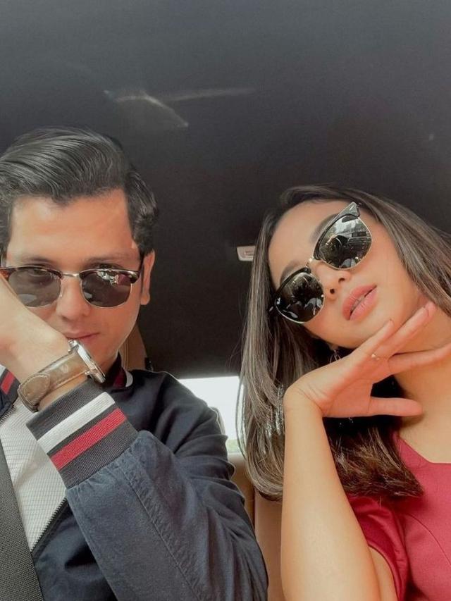 6 Potret Kebersamaan Glenca Chysara dan Rendi Jhon, Dikabarkan Terlibat Cinlok